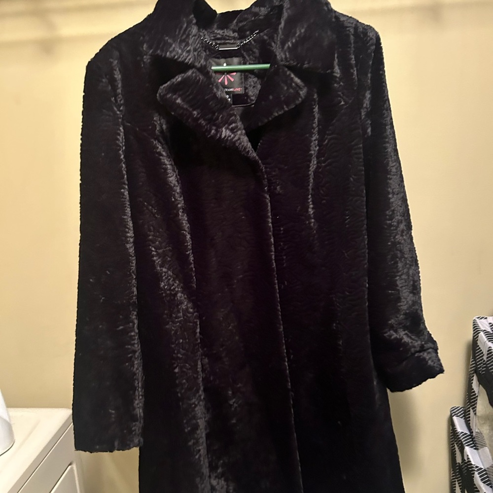 IsaacMizrahi Live Black Faux Fur Jacket | Size 10